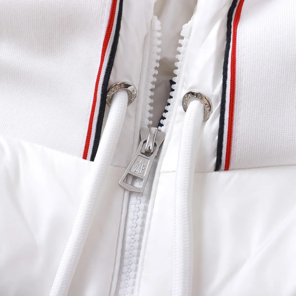~~F 331 729 2024 New Arrival 90 ！ ！ 100% Breathable ， ！ ！ 180 Rebound ， ！ ， ， 、 ！ ， 、 、 、 ！ Versatile ：Black White